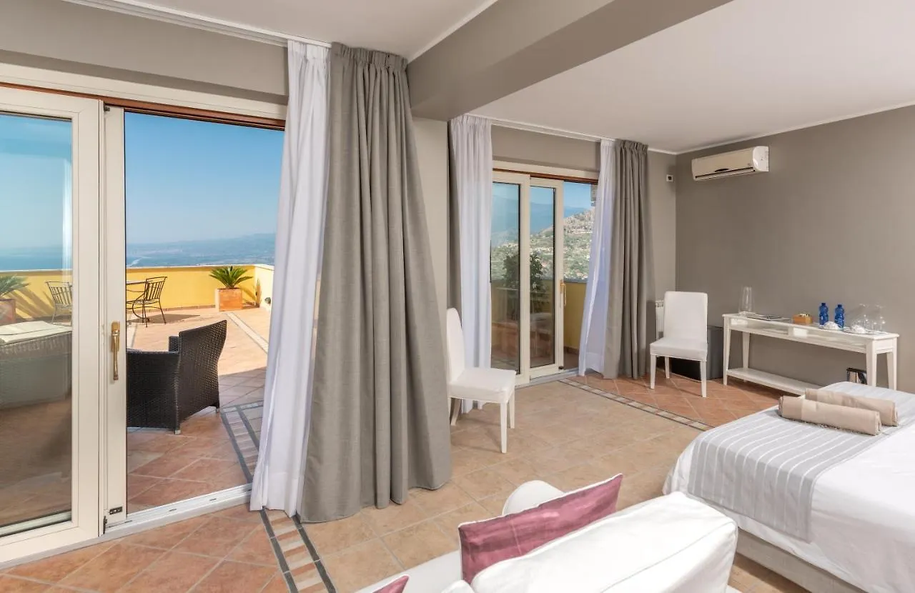 Villa Le Terrazze Charming Rooms Taormina 0*,  Italy