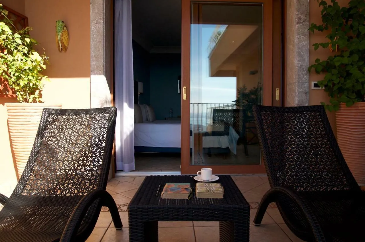 Villa Le Terrazze Charming Rooms Taormina Bed & Breakfast